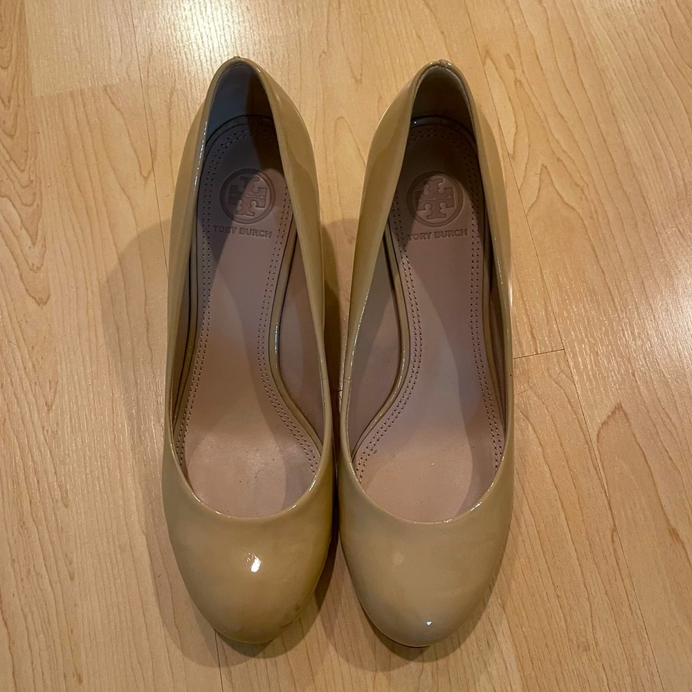 Tory Burch wedges